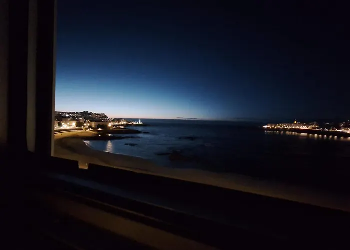 Vivienda Con Increibles Vistas A La Playa De Riazor